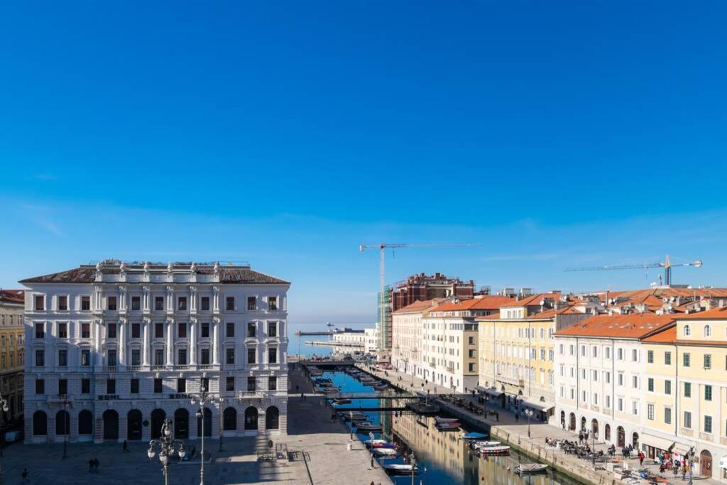 6 Ponterosso - Luxury Attic Trieste Exterior foto